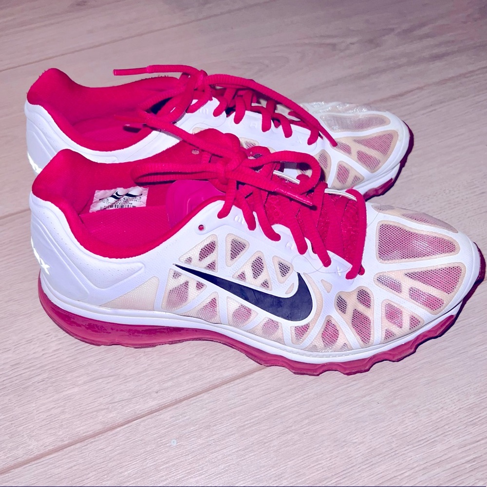 Nike Air Max 2011 Pink